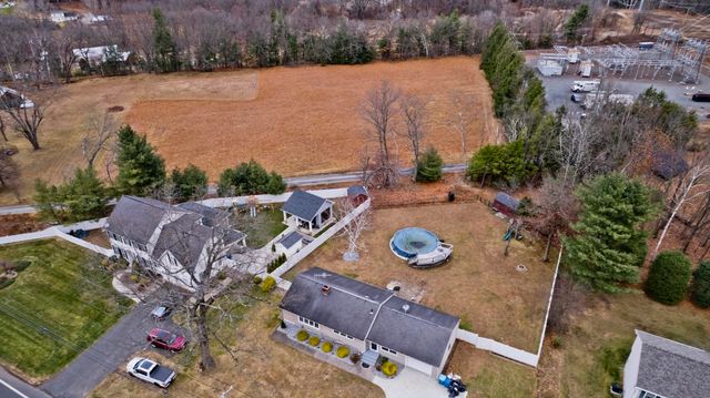 1066 Piper Rd, West Springfield, MA 01089