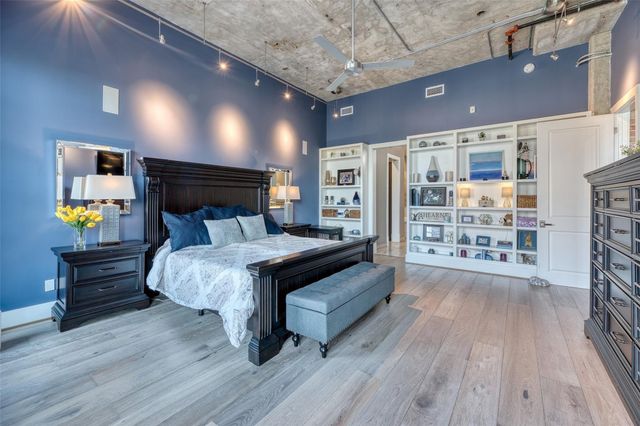 1714 Ashland Street 205, Houston, TX 77008