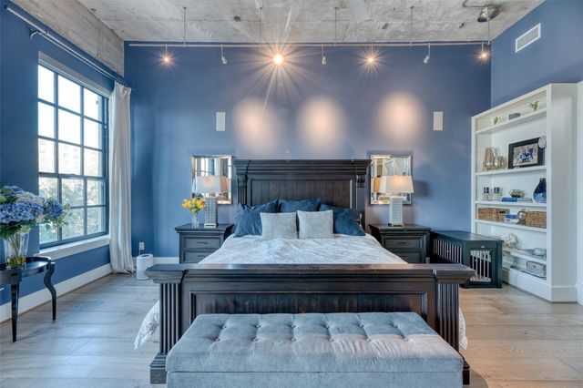 1714 Ashland Street 205, Houston, TX 77008