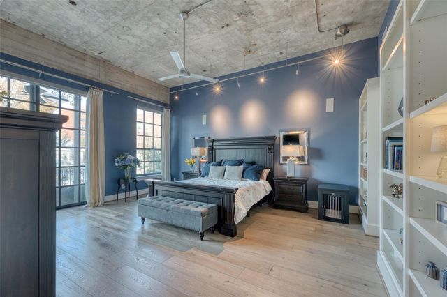 1714 Ashland Street 205, Houston, TX 77008