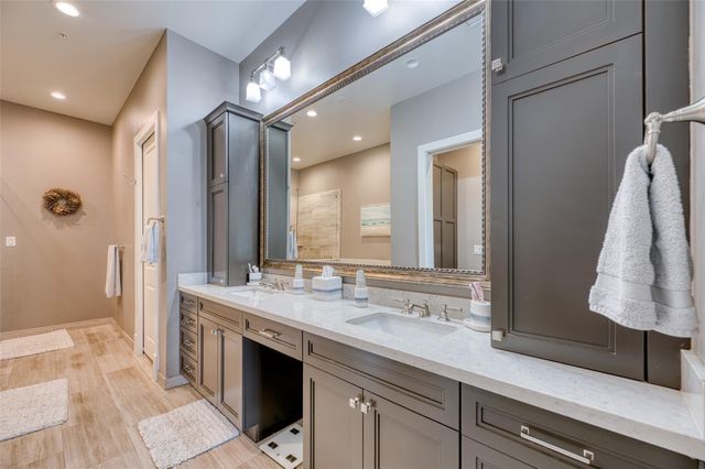 1714 Ashland Street 205, Houston, TX 77008