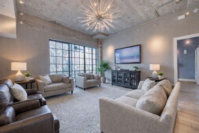 1714 Ashland Street 205, Houston, TX 77008