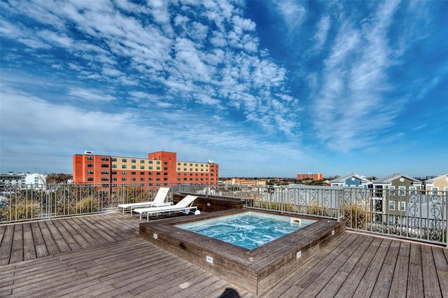 1714 Ashland Street 205, Houston, TX 77008