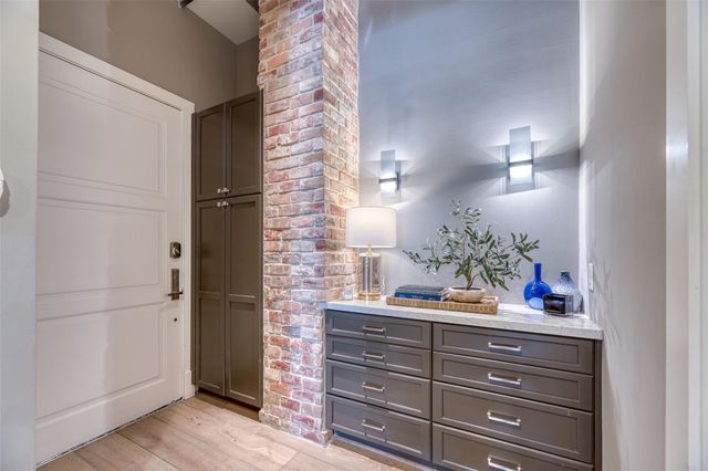 1714 Ashland Street 205, Houston, TX 77008