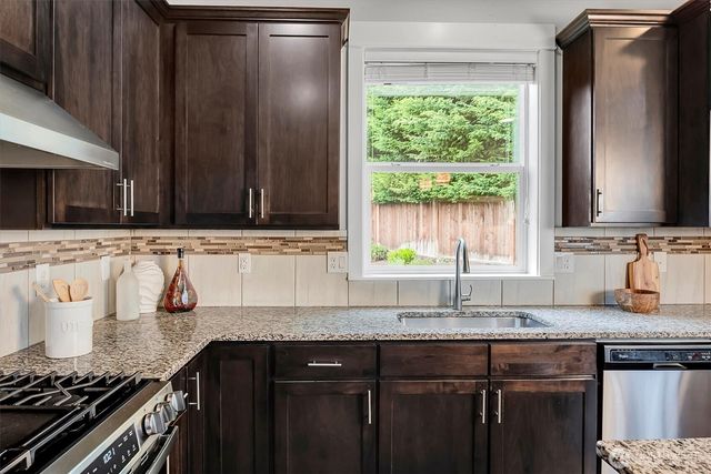 13712 SE 89th Street, Newcastle, WA 98059