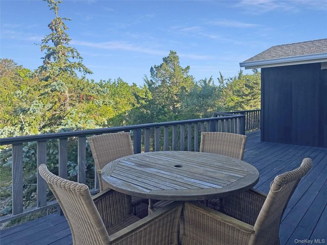 1225 Leeton Drive, Southold, NY 11971