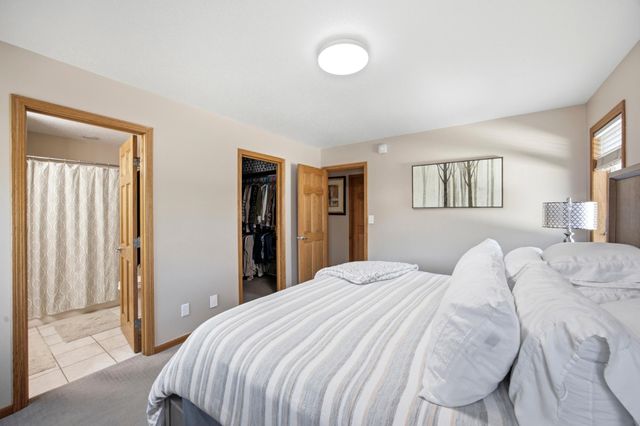 3515 44th Avenue S, Fargo, ND 58104