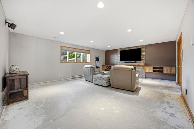 3515 44th Avenue S, Fargo, ND 58104