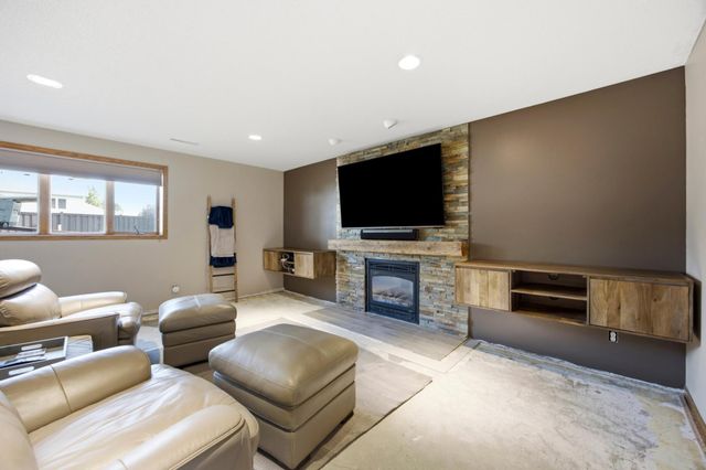 3515 44th Avenue S, Fargo, ND 58104
