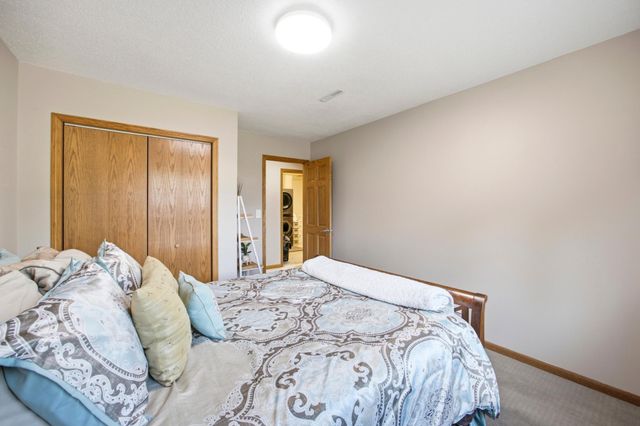 3515 44th Avenue S, Fargo, ND 58104