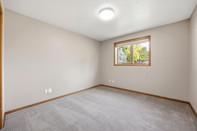 3515 44th Avenue S, Fargo, ND 58104