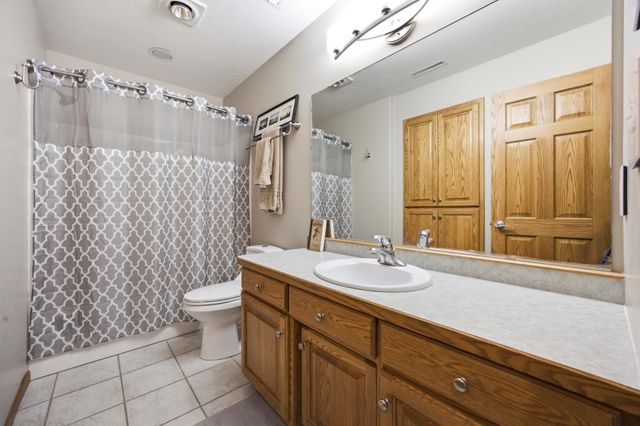 3515 44th Avenue S, Fargo, ND 58104