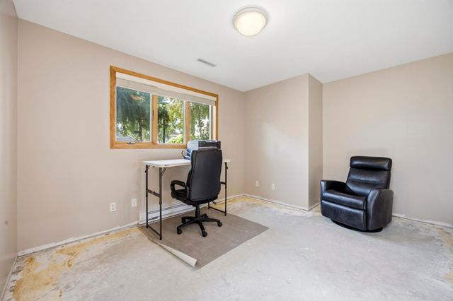 3515 44th Avenue S, Fargo, ND 58104