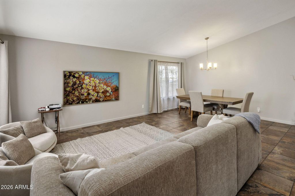 Image 11 of property listing at 229 E JORDON Lane, Phoenix, AZ 85086