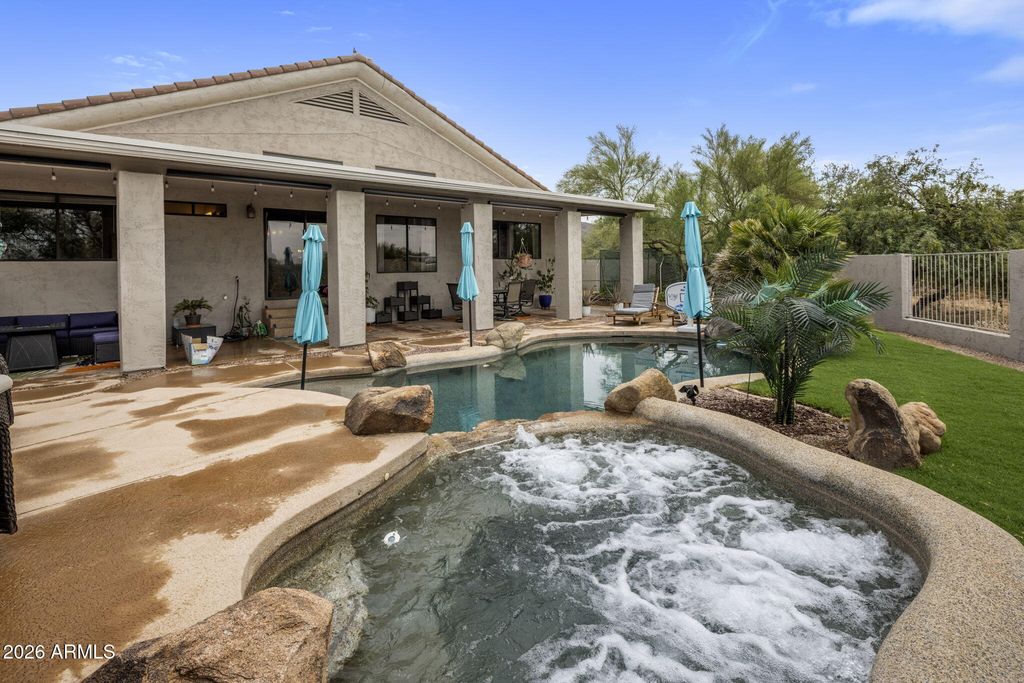 Image 25 of property listing at 229 E JORDON Lane, Phoenix, AZ 85086