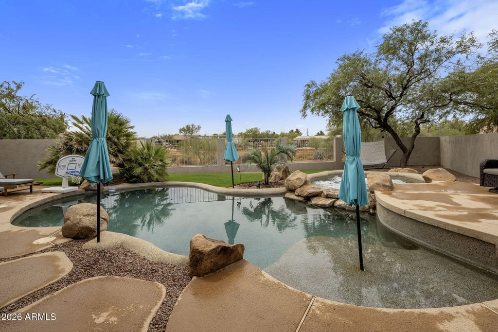 Image 27 of property listing at 229 E JORDON Lane, Phoenix, AZ 85086
