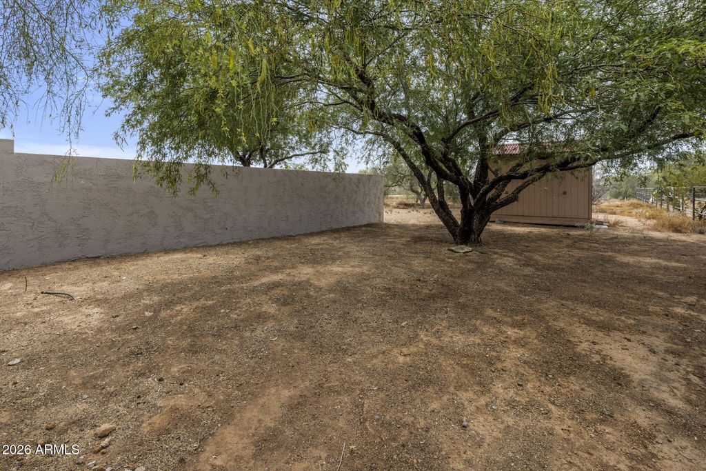 Image 35 of property listing at 229 E JORDON Lane, Phoenix, AZ 85086