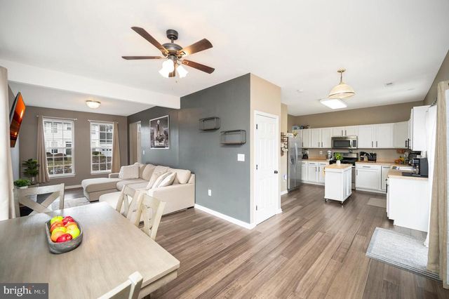 6808 ROBNEL CT, Fredericksburg, VA 22407