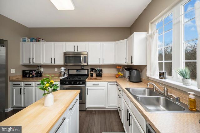 6808 ROBNEL CT, Fredericksburg, VA 22407