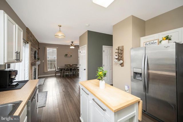 6808 ROBNEL CT, Fredericksburg, VA 22407