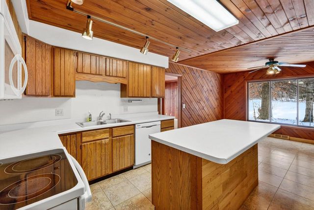 S4166 Crawford Street, Baraboo, WI 53913