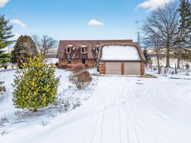 S4166 Crawford Street, Baraboo, WI 53913