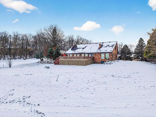 S4166 Crawford Street, Baraboo, WI 53913