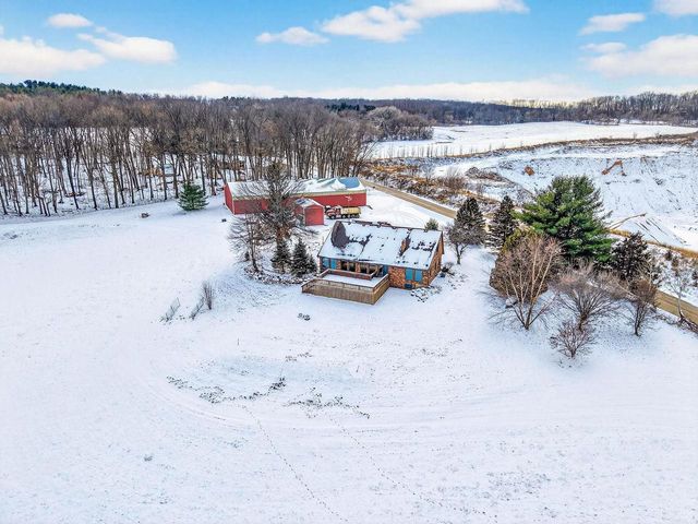 S4166 Crawford Street, Baraboo, WI 53913