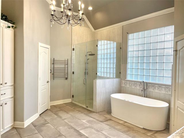 211 Wedgewood Drive, Montgomery, TX 77356