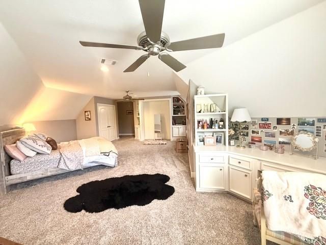 211 Wedgewood Drive, Montgomery, TX 77356