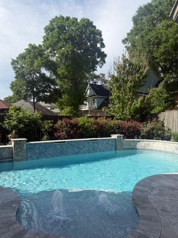 211 Wedgewood Drive, Montgomery, TX 77356