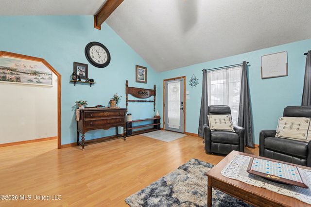 9208 Seahorse Avenue, Ocean Springs, MS 39564