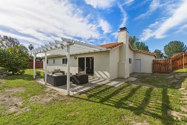 9909 Halberns Boulevard, Santee, CA 92071