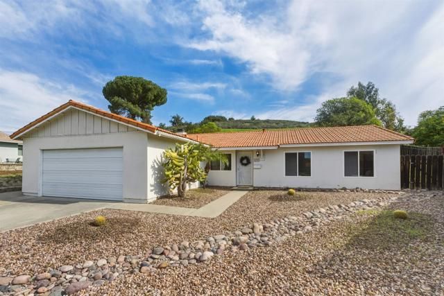 9909 Halberns Boulevard, Santee, CA 92071