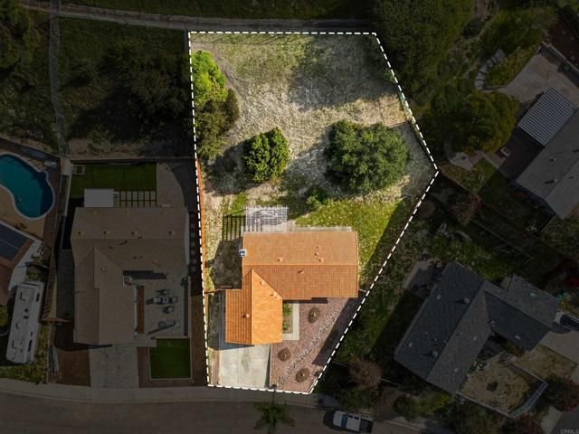 9909 Halberns Boulevard, Santee, CA 92071