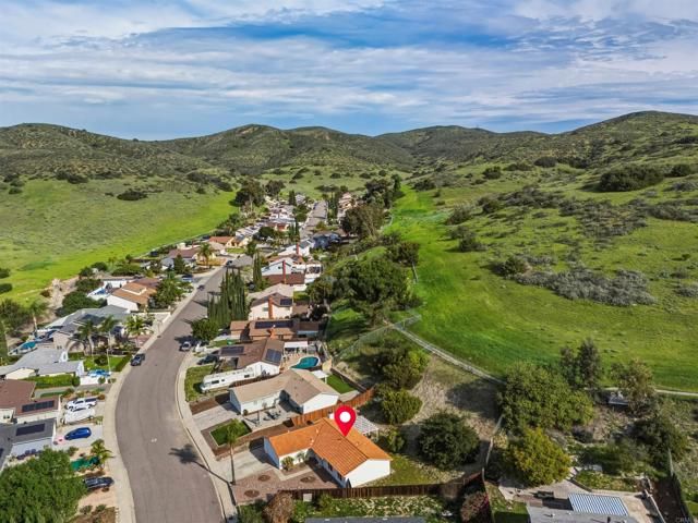 9909 Halberns Boulevard, Santee, CA 92071