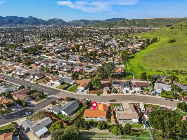 9909 Halberns Boulevard, Santee, CA 92071