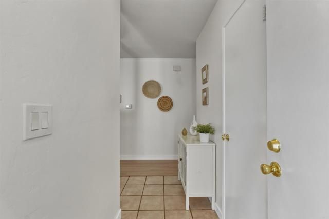 9909 Halberns Boulevard, Santee, CA 92071