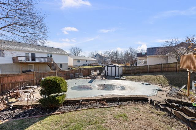 4327 REGENCY Place, Davenport, IA 52806