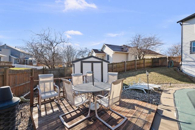 4327 REGENCY Place, Davenport, IA 52806