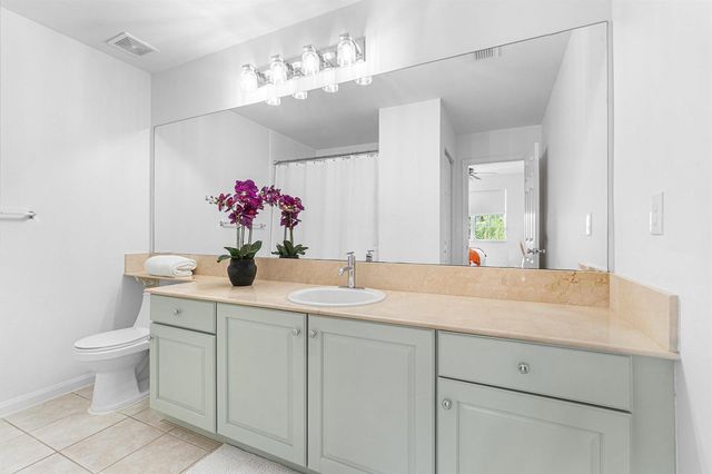 11740 St Andrews Place 304, Wellington, FL 33414