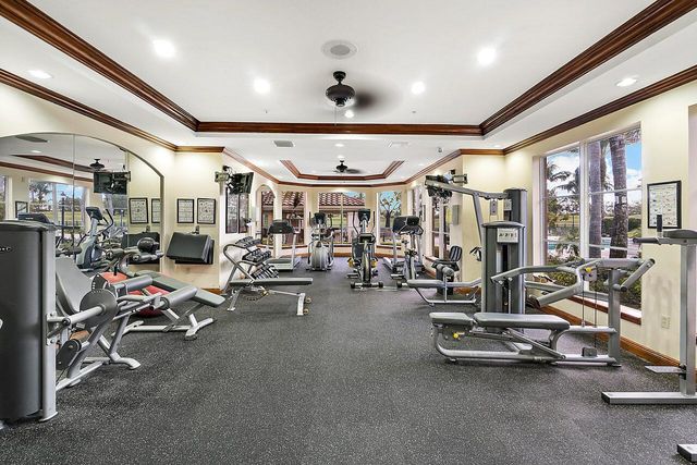 11740 St Andrews Place 304, Wellington, FL 33414