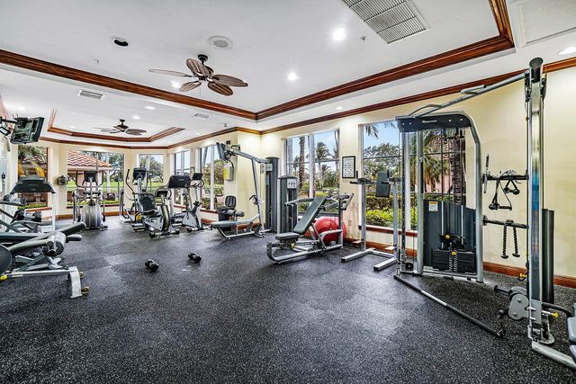11740 St Andrews Place 304, Wellington, FL 33414