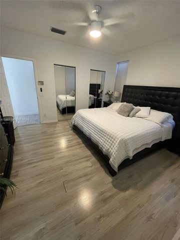 755 Sand Creek Cir 755, Weston, FL 33327