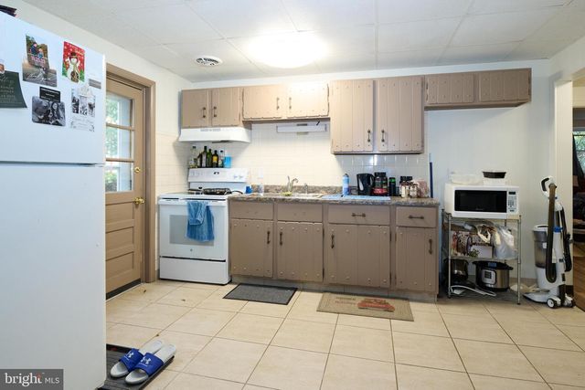 111 EDITH ST, State College, PA 16803