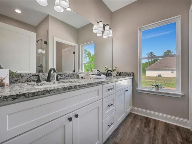 303 Schoolcraft Road, Lufkin, TX 75901