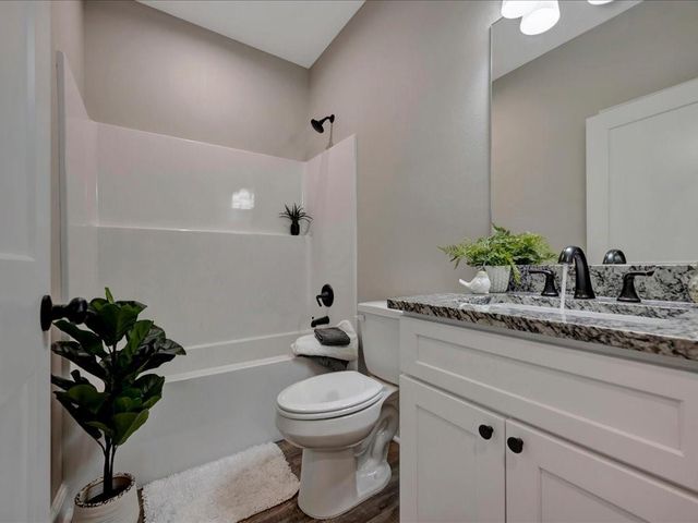 303 Schoolcraft Road, Lufkin, TX 75901