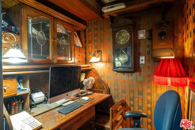 8787 Shoreham Drive 607, West Hollywood, CA 90069