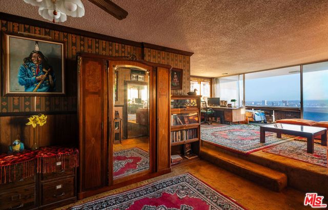 8787 Shoreham Drive 607, West Hollywood, CA 90069