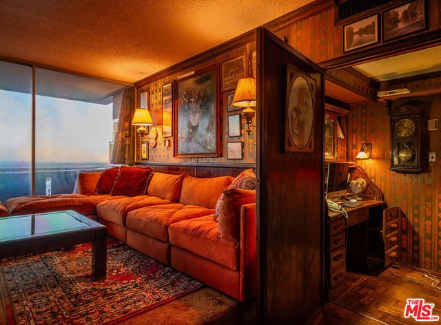 8787 Shoreham Drive 607, West Hollywood, CA 90069